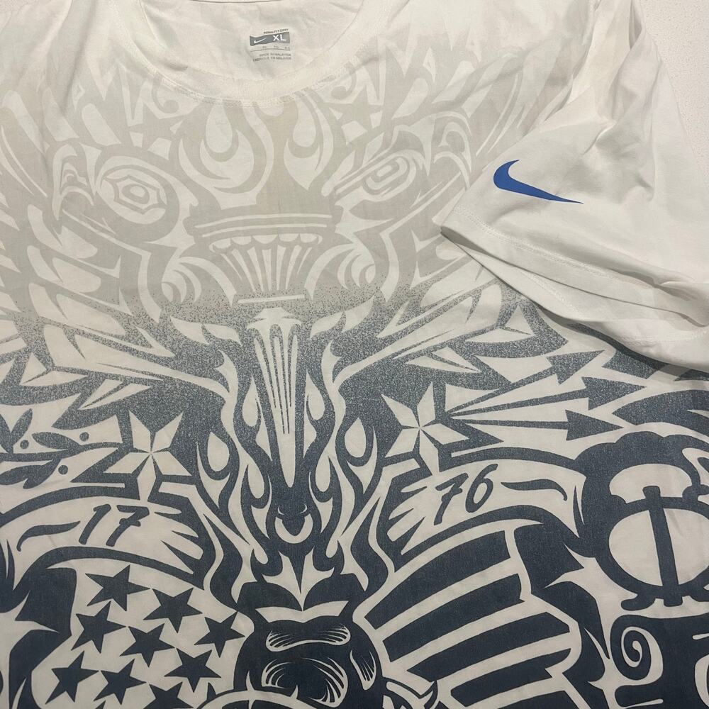 Nike 2008 Olympic United We Raise Men XL Fit Dry Tribal